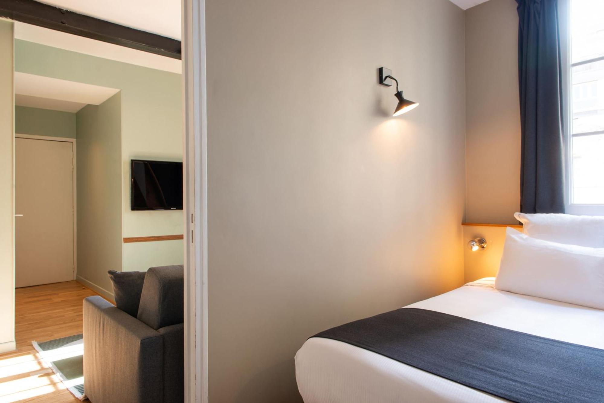 Helzear Montparnasse