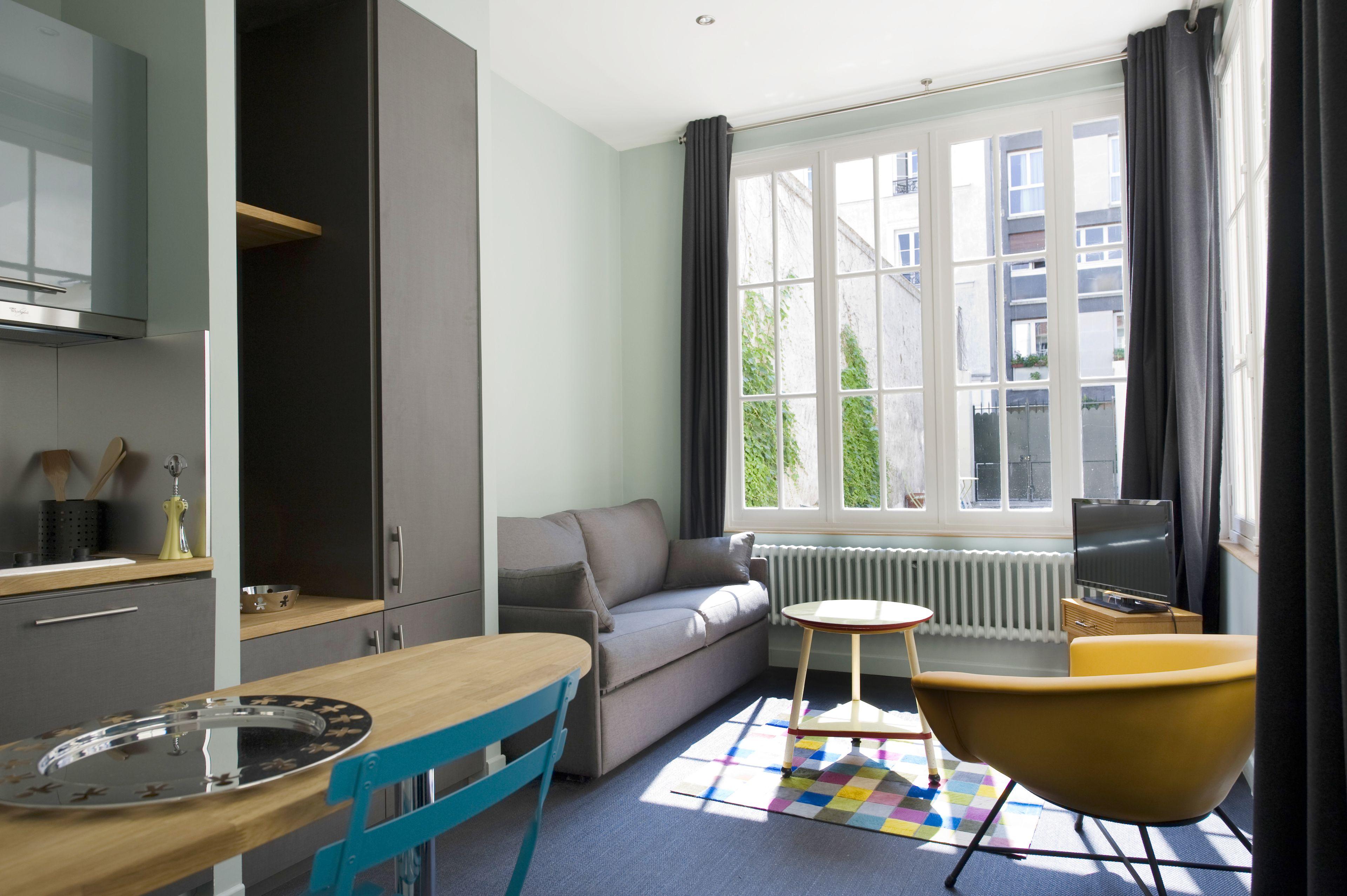 Helzear Montparnasse Parigi