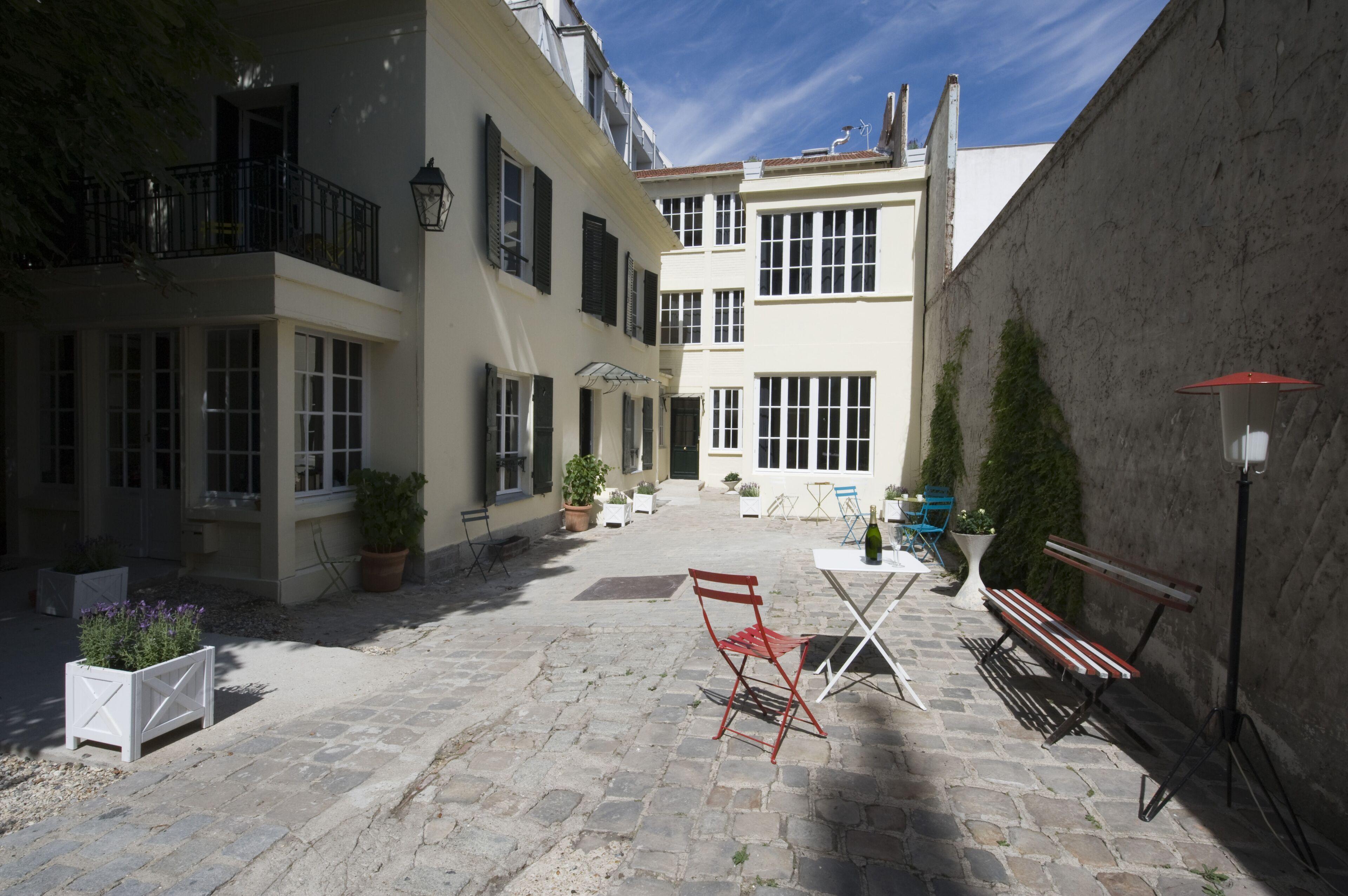 Helzear Montparnasse Parigi