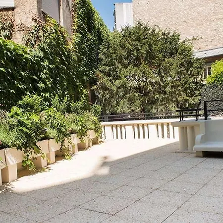 Helzear Montparnasse By Esteem Hotel 4*