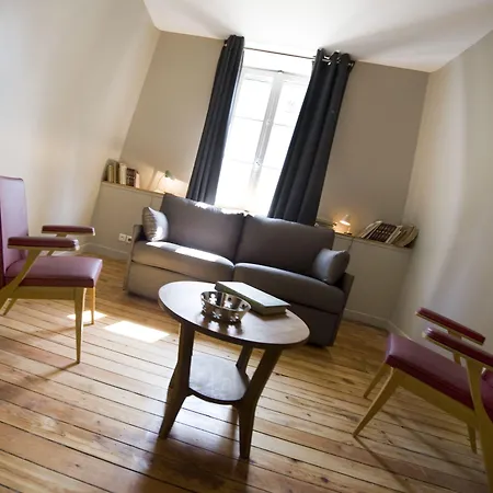 Helzear Montparnasse By Esteem Hotel 4*