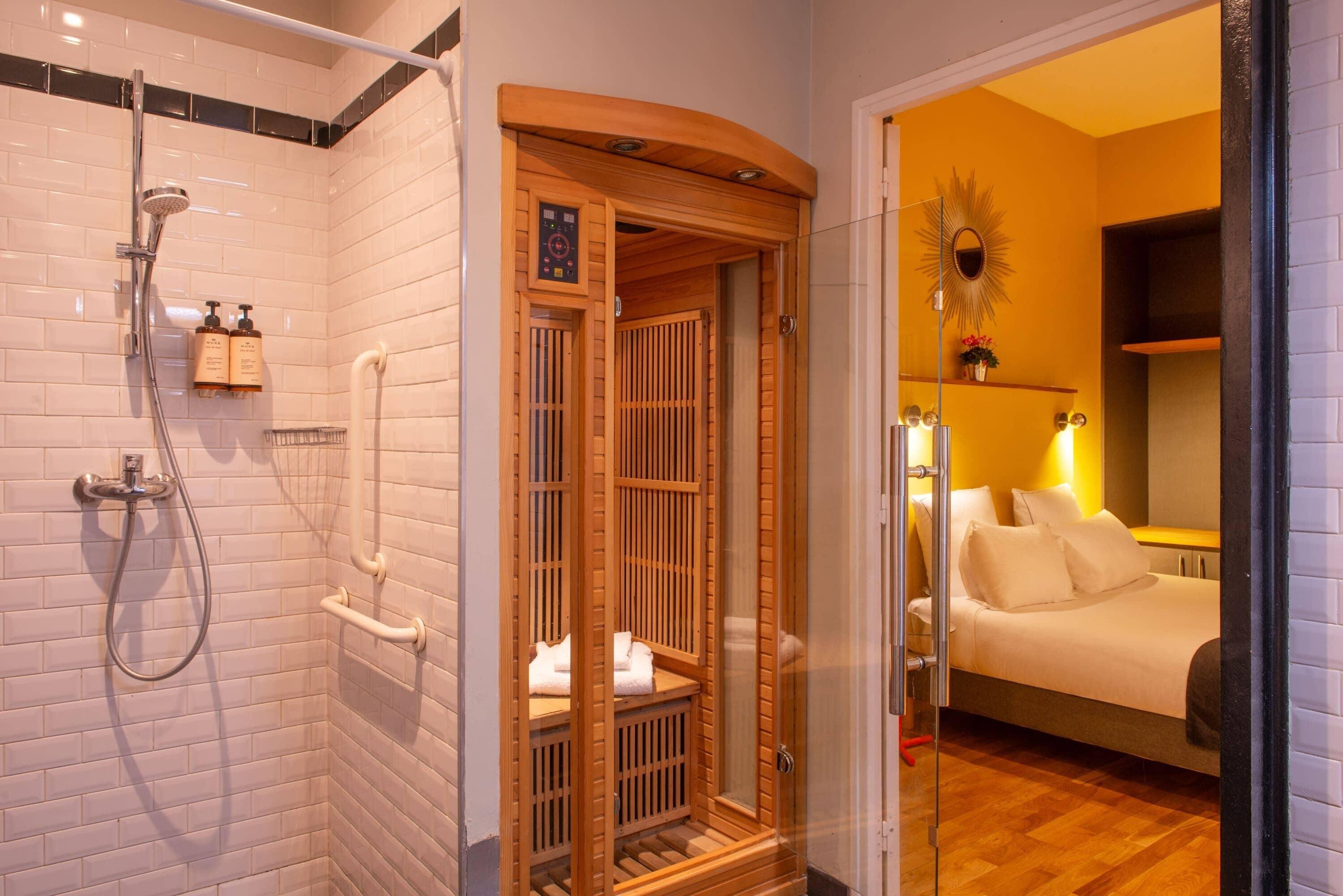 Helzear Montparnasse